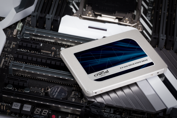 Crucial MX500 1TB 3D NAND 2.5 Inch SATA Internal SSD ( CT1000MX500SSD1 ) - Image 2